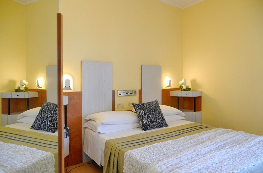 Hotel Bel Air Riccione Exterior photo